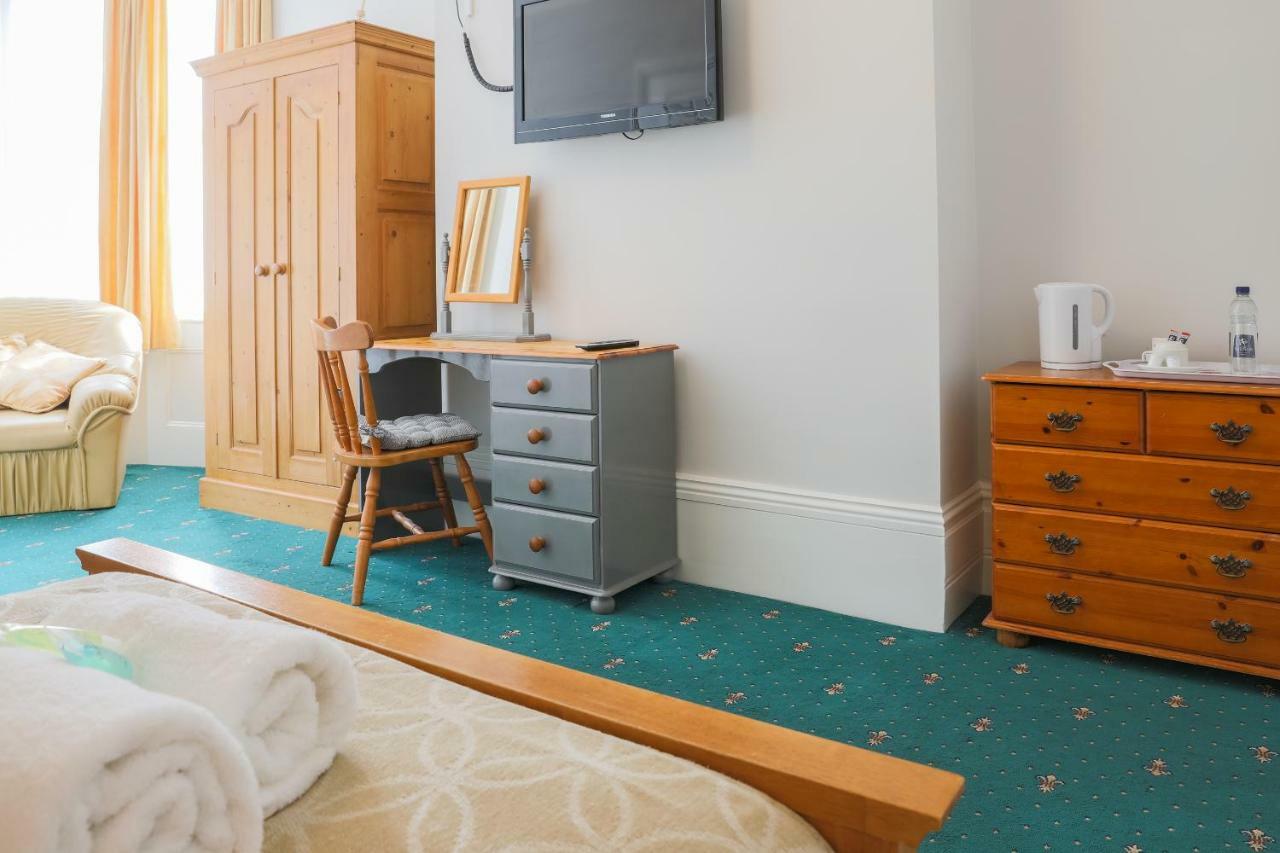 The Clee Hotel - Cleethorpes, Grimsby, Lincolnshire Esterno foto